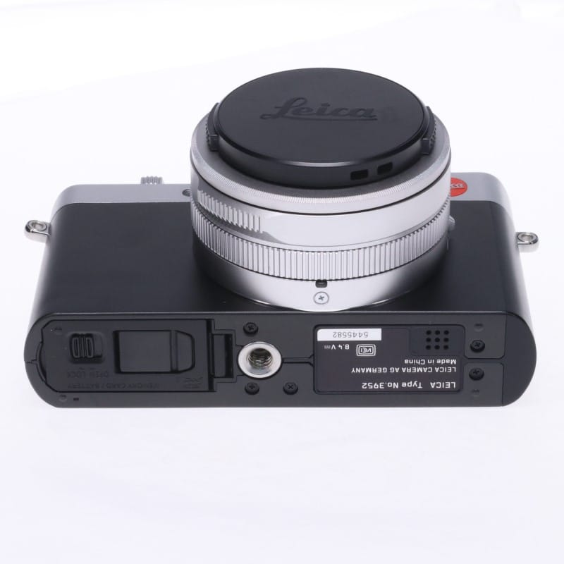 D-LUX7