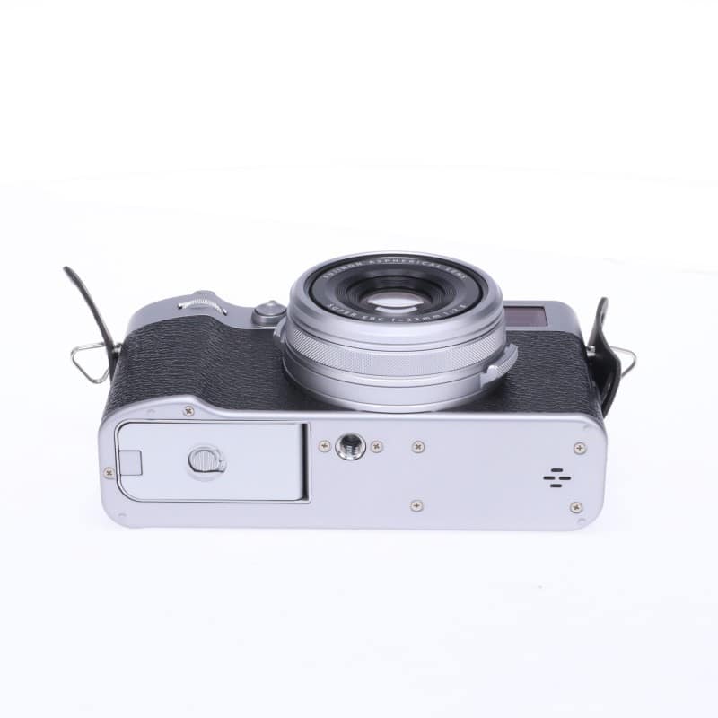 FUJIFILM X100VI シルバー 日英二言語モデル