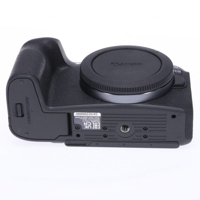 EOS R8 ボディー