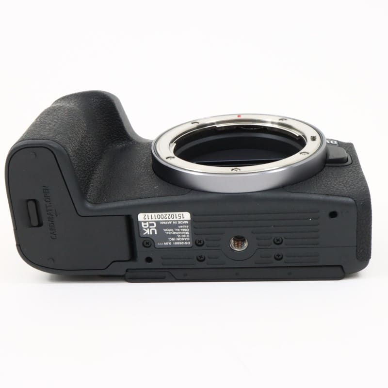 EOS R8 ボディー
