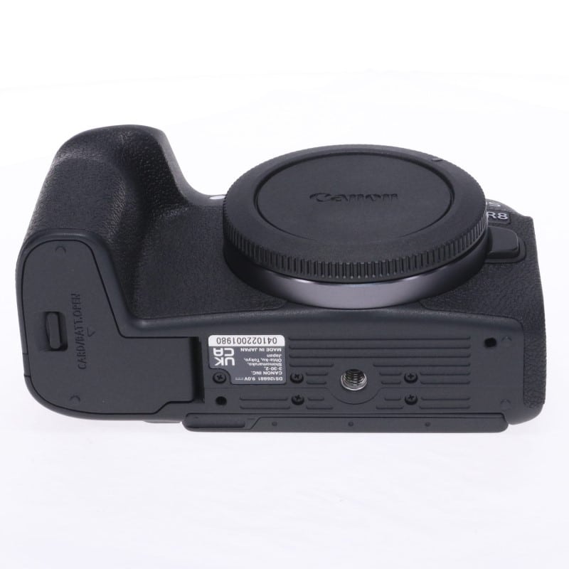 EOS R8 ボディー