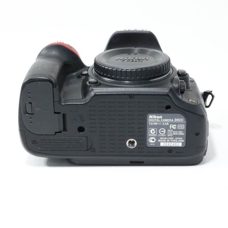 D600 ボディ