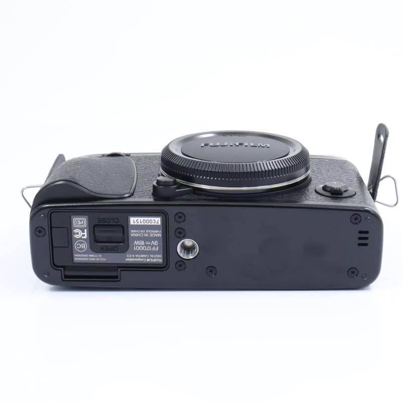 FUJIFILM 富士フイルム X-E3 ボディ単体 富士フイルム FUJIFILM X-E3 ボディ ブラック ABランク 中古｜フジヤカメラ