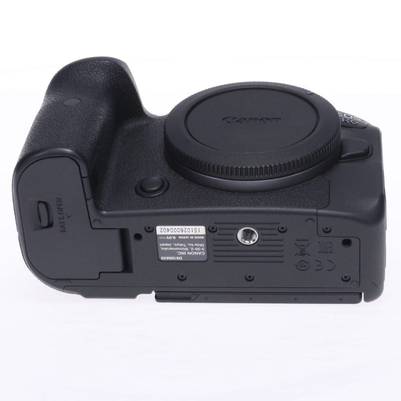 EOS R6 ボディー