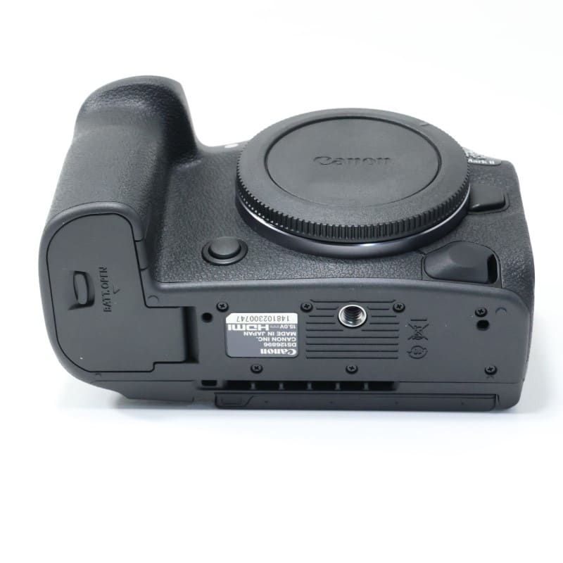EOS R5 Mark II ボディー
