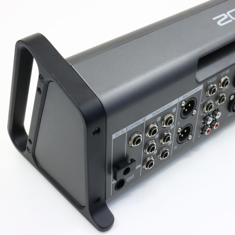 LiveTrak L-20R