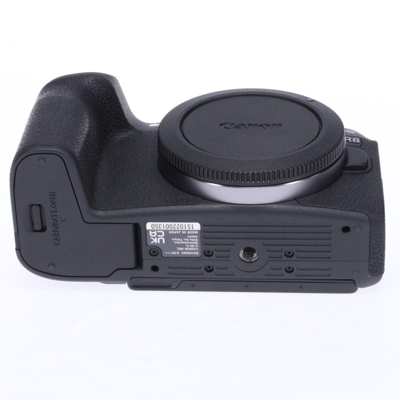 EOS R8 ボディー