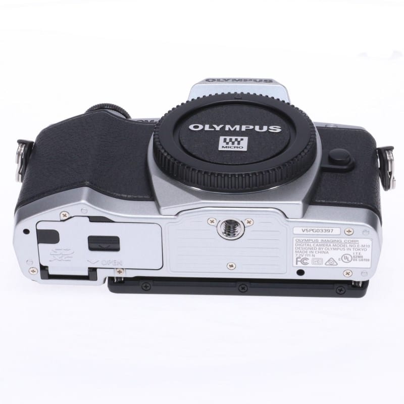 OM-D E-M10 ボディー シルバー