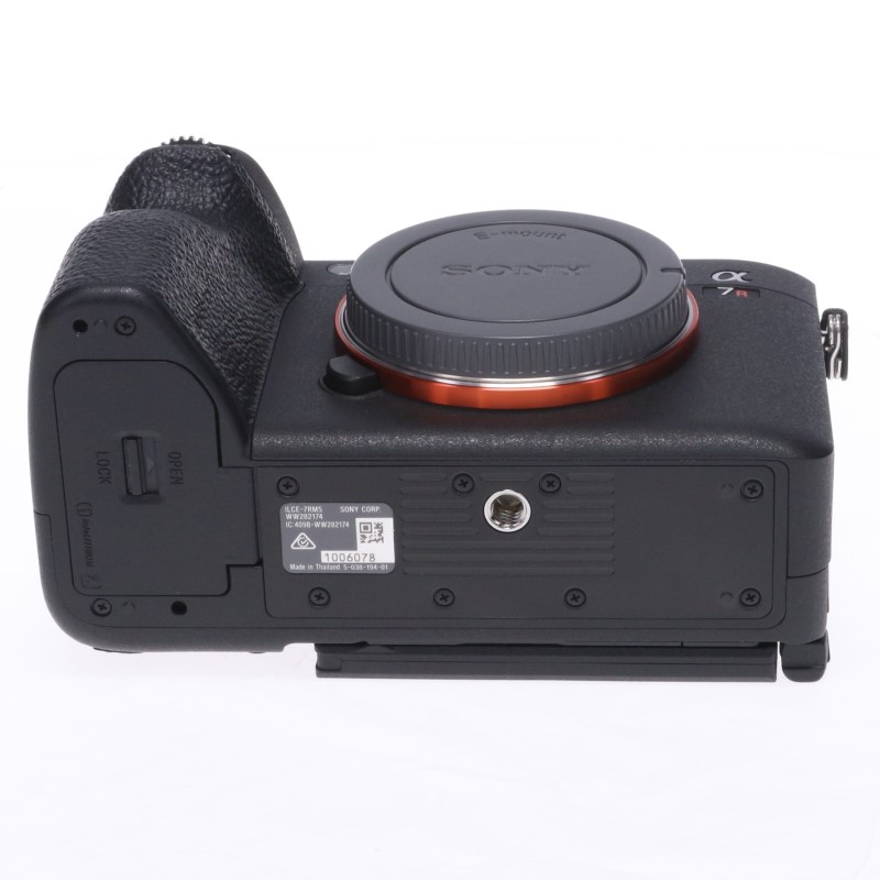 ILCE-7RM5 [α7R V]