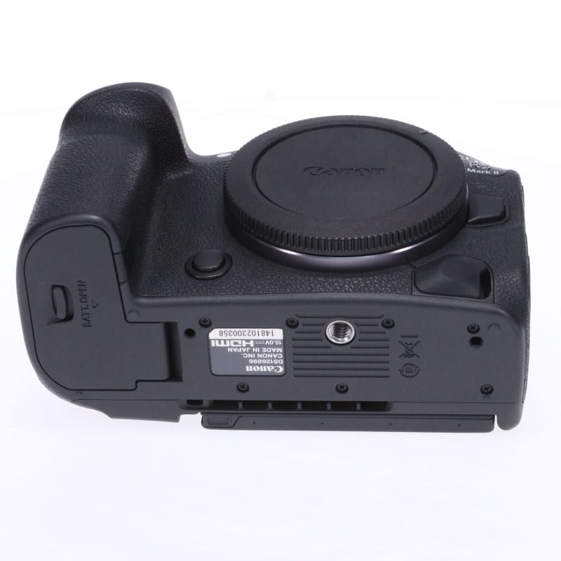 EOS R5 Mark II ボディー