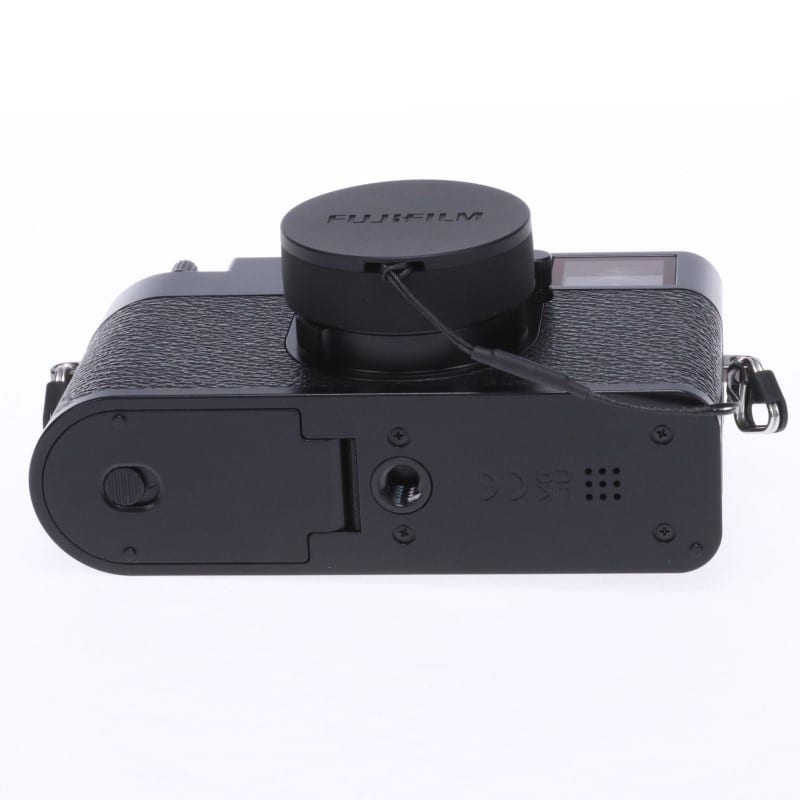 X half (FUJIFILM X-HF1) ブラック