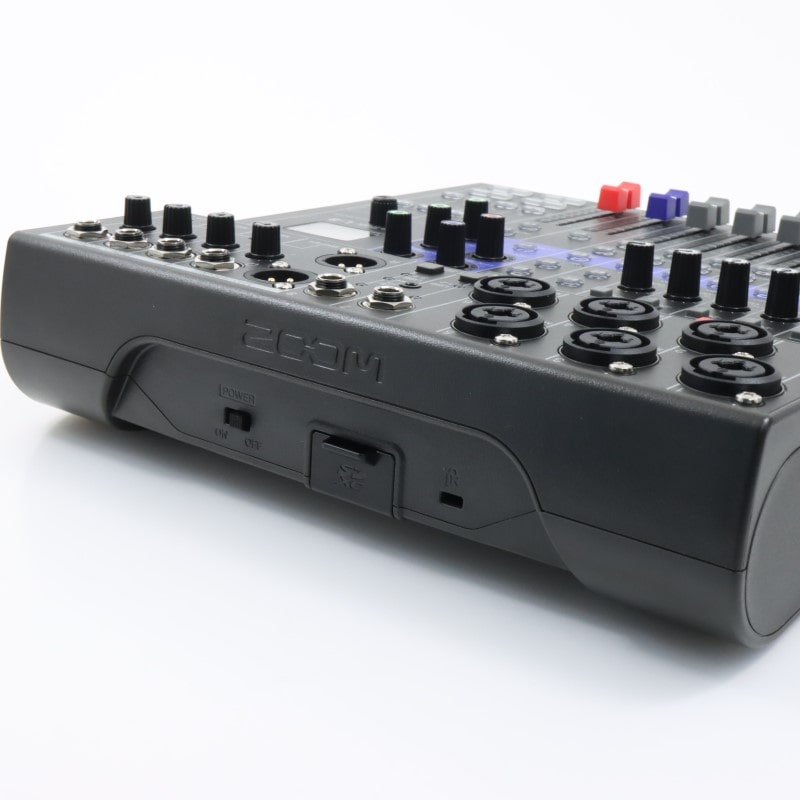 LiveTrak L-8 [デジタルミキサー/レコーダー]