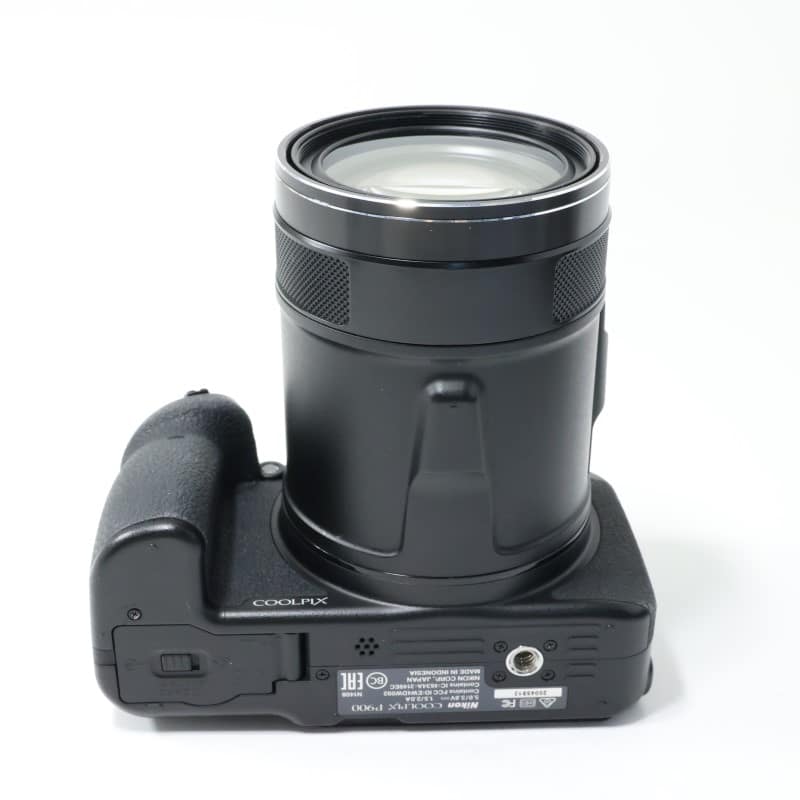 COOLPIX P900