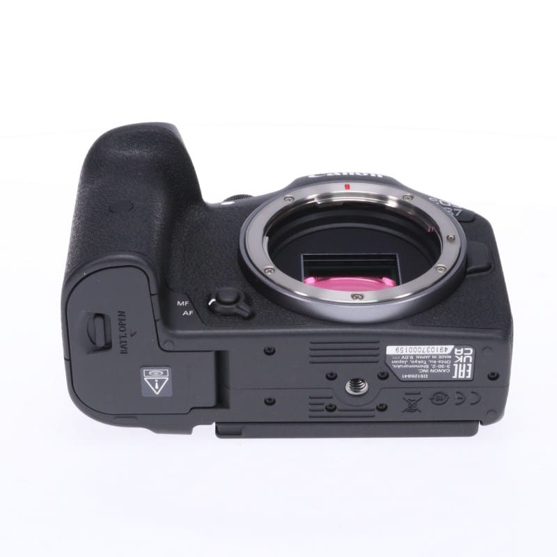 EOS R7 ボディー