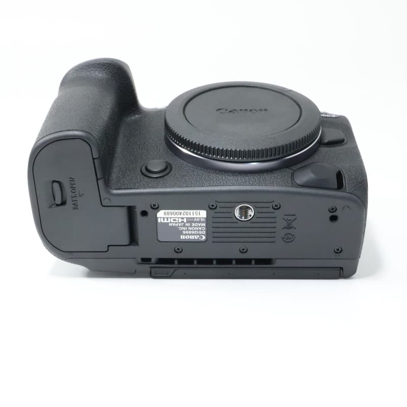 EOS R5 Mark II ボディー