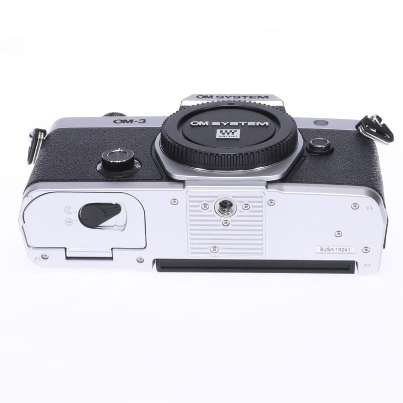 OM SYSTEM OM-3 ボディー シルバー