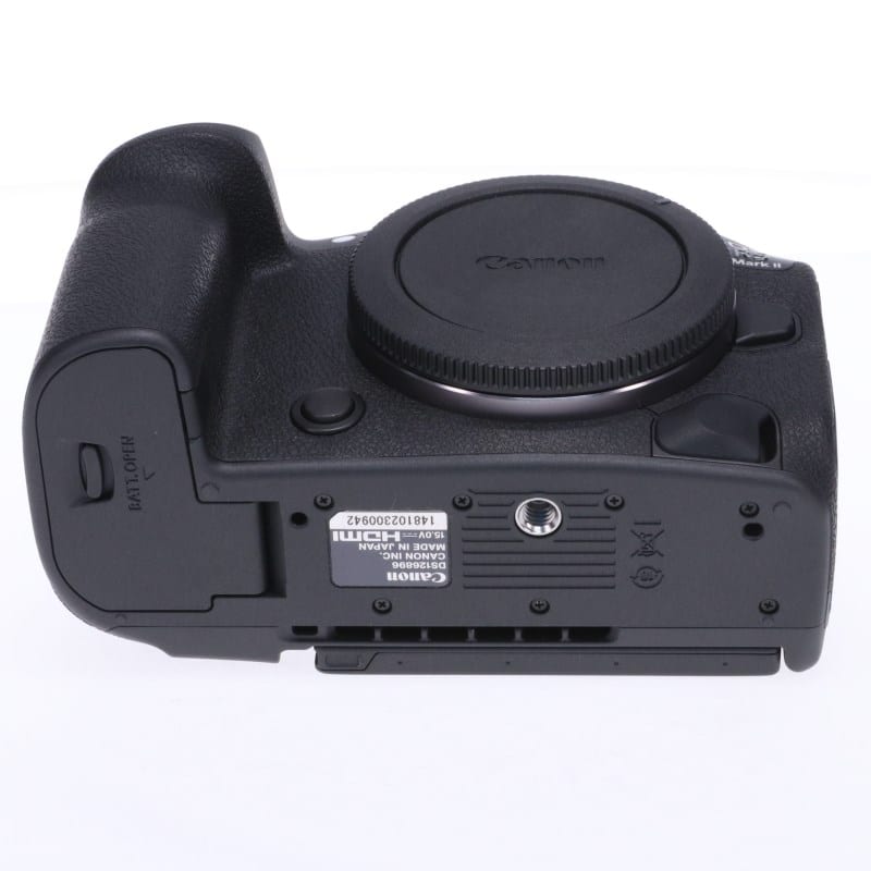 EOS R5 Mark II ボディー