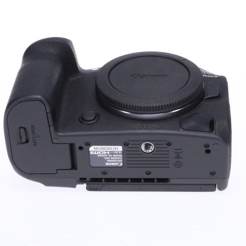 EOS R5 Mark II ボディー