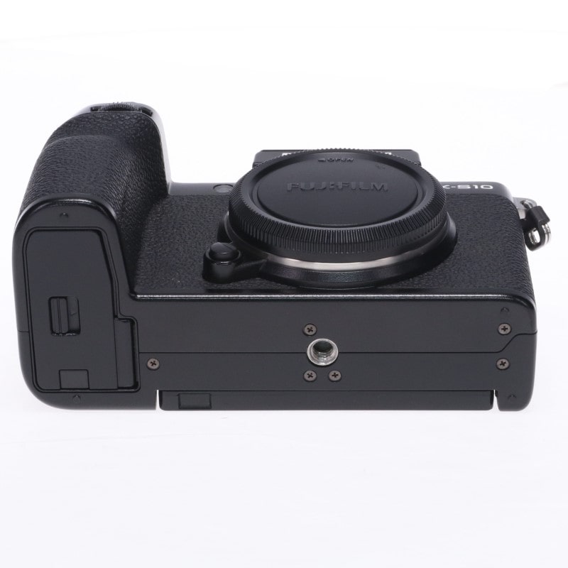 FUJIFILM X-S10