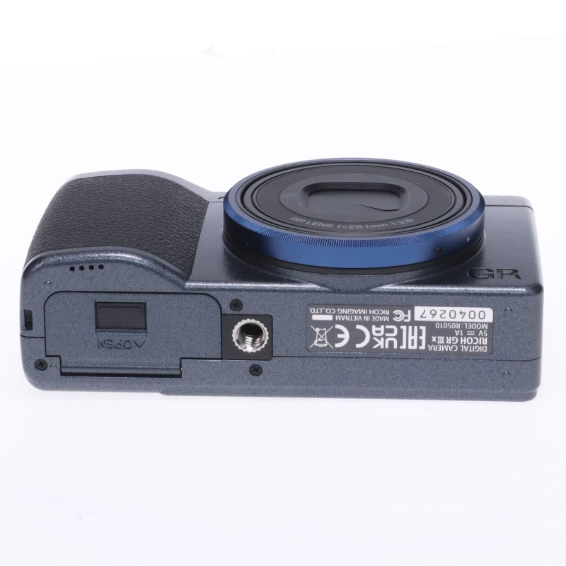RICOH GR IIIx Urban Edition