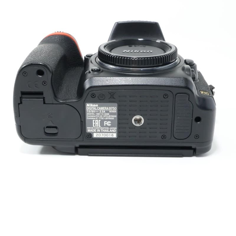 D750 ボディ