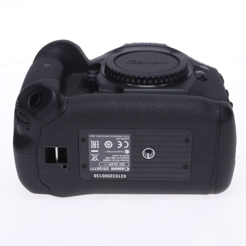 EOS-1D X Mark III ボディー