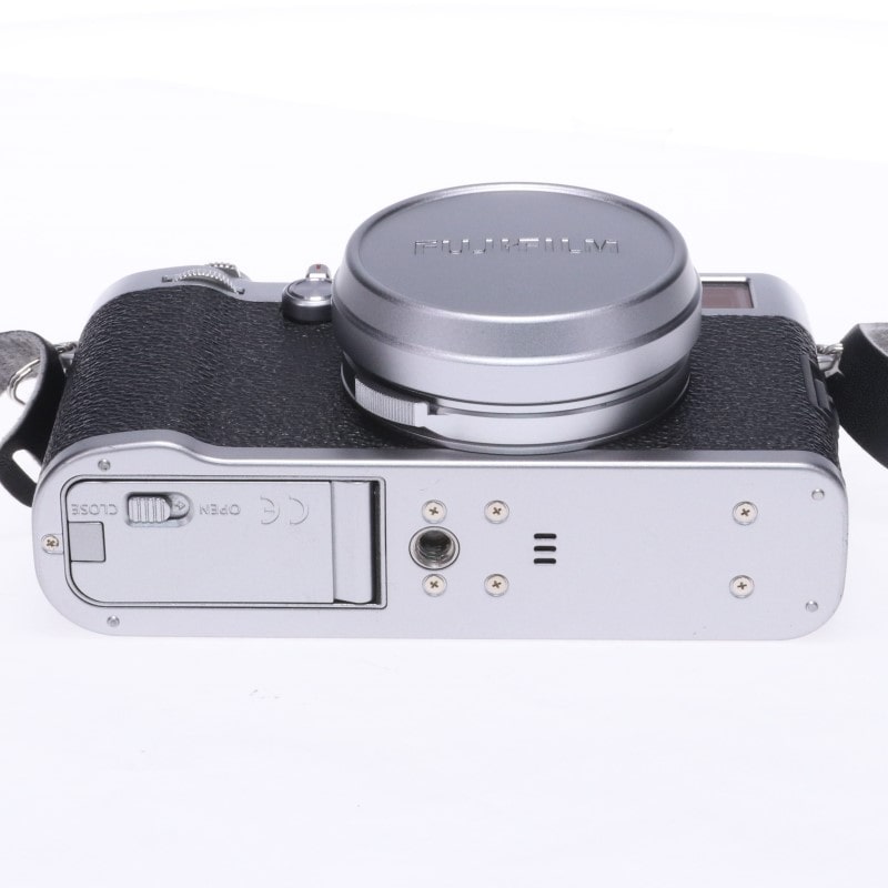 X100F シルバー