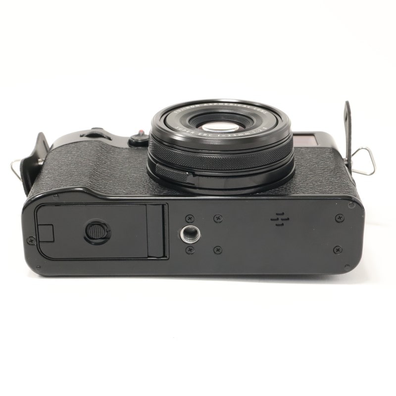 X100V ブラック