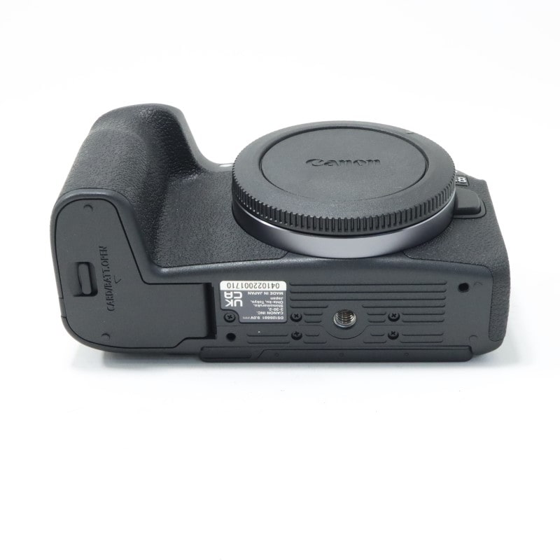 EOS R8 ボディー