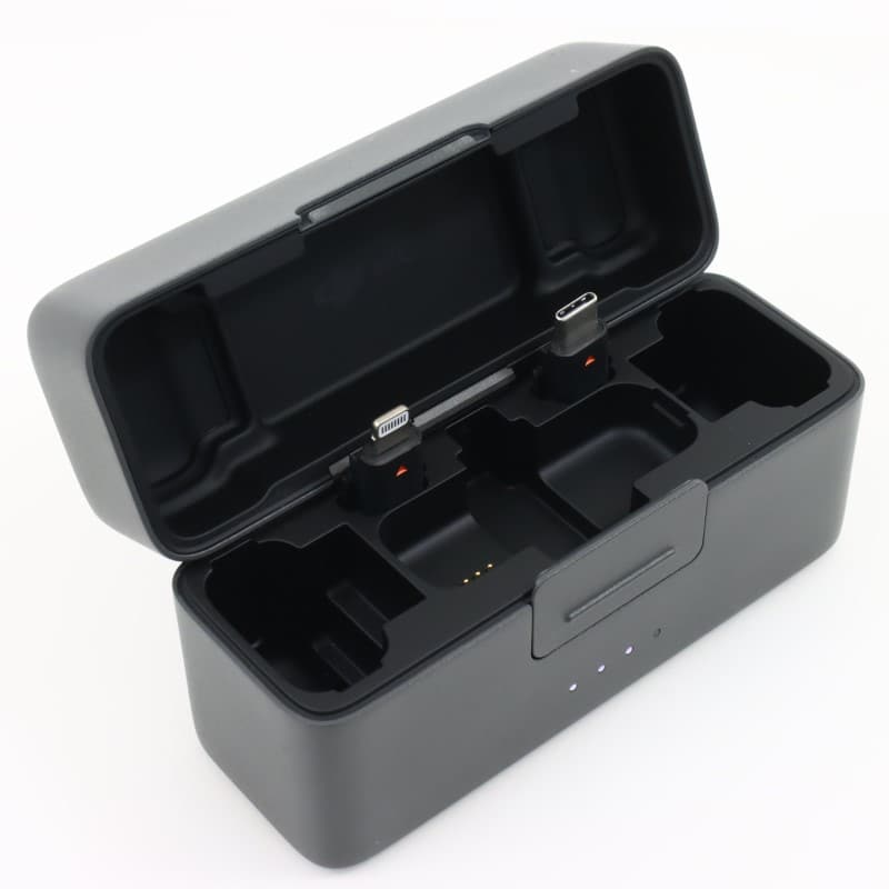 DM1021 [DJI Mic 2 (トランスミッター×2 + レシーバー×1 + 充電ケース)]