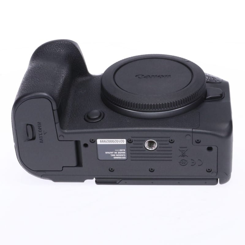 EOS R6 Mark II ボディー