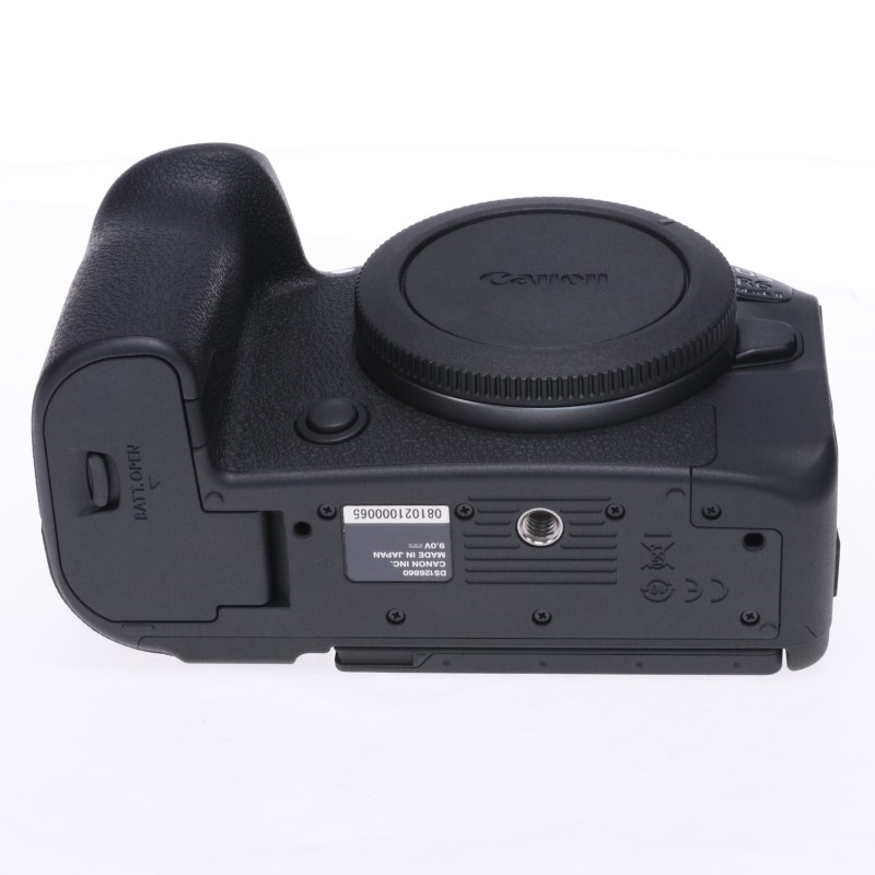EOS R6 Mark II ボディー