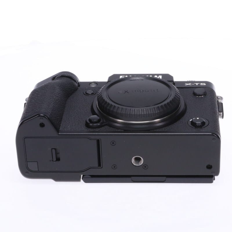 富士フイルム FUJIFILM X-T5 ボディ ブラック Bランク 中古｜フジヤカメラ