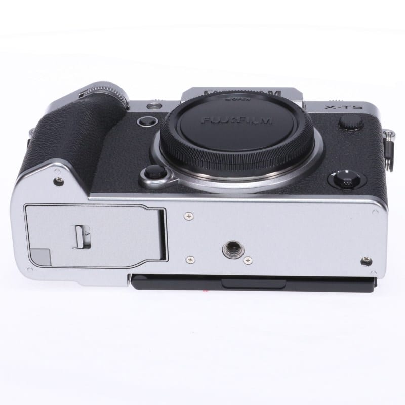 富士フイルム FUJIFILM X-T5 ボディ シルバー (日本語・英語版) A
