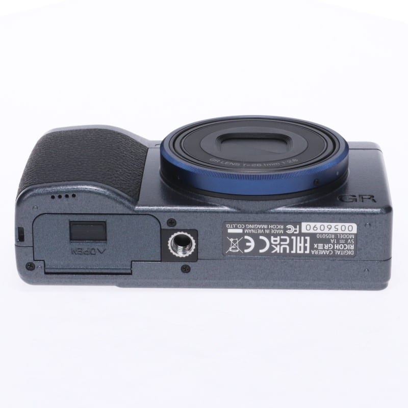 RICOH GR IIIx Urban Edition