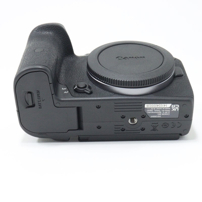 EOS R7