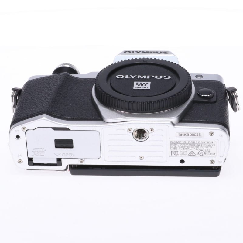 OM-D E-M10 MarkII ボディー シルバー
