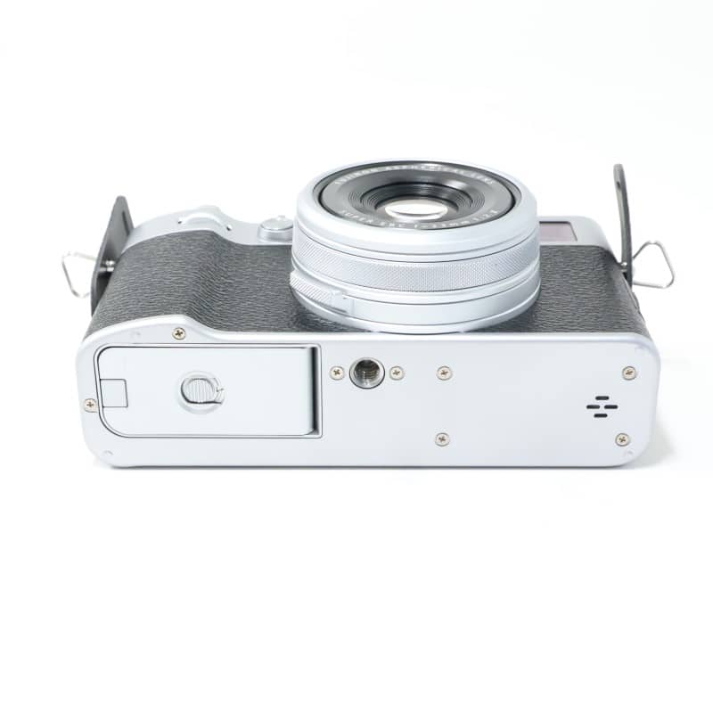 富士フイルム FUJIFILM X100VI シルバー 日英二言語モデル 中古