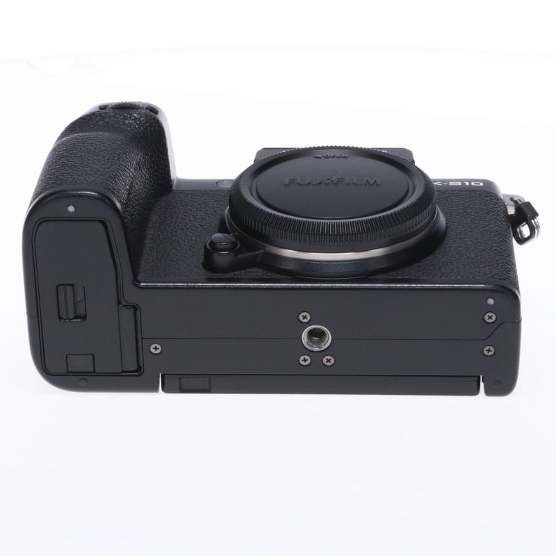 FUJIFILM X-S10