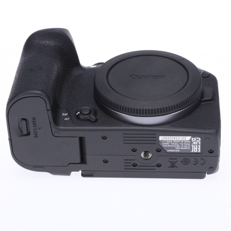 EOS R7 ボディー
