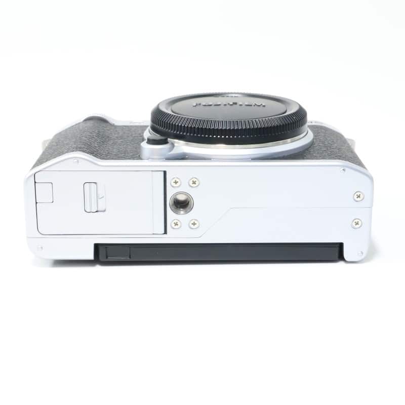 FUJIFILM X-M5 ボディ シルバー