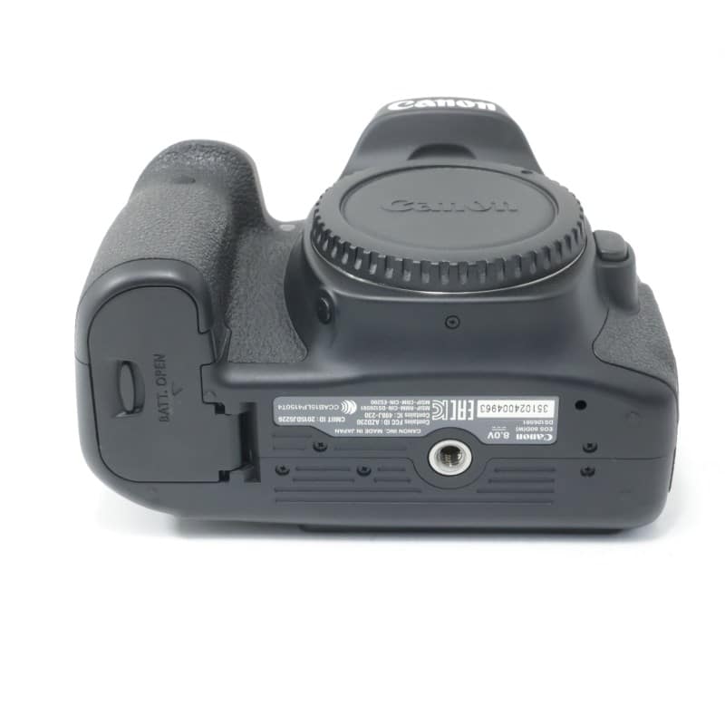 EOS 80D ボディー