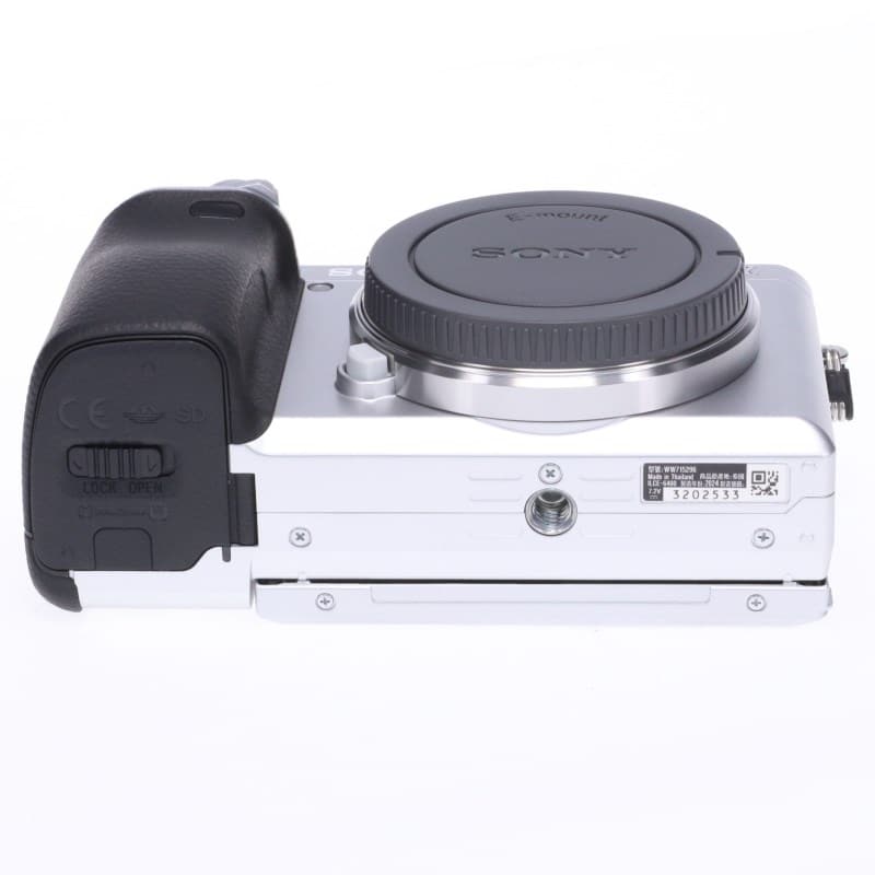 3h限定α6400 ボディ【プロ査定ABランク】 （クリーニングで改善可） SONY α6400 ボディ シルバー ILCE-6400S AB+ランク 中古｜フジヤカメラ