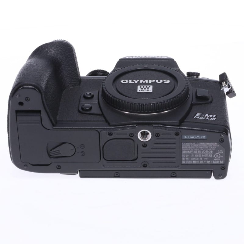 OM-D E-M1 Mark III ボディー
