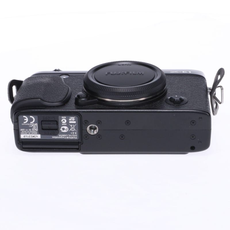 FUJIFILM X-E1 ボディ ブラック