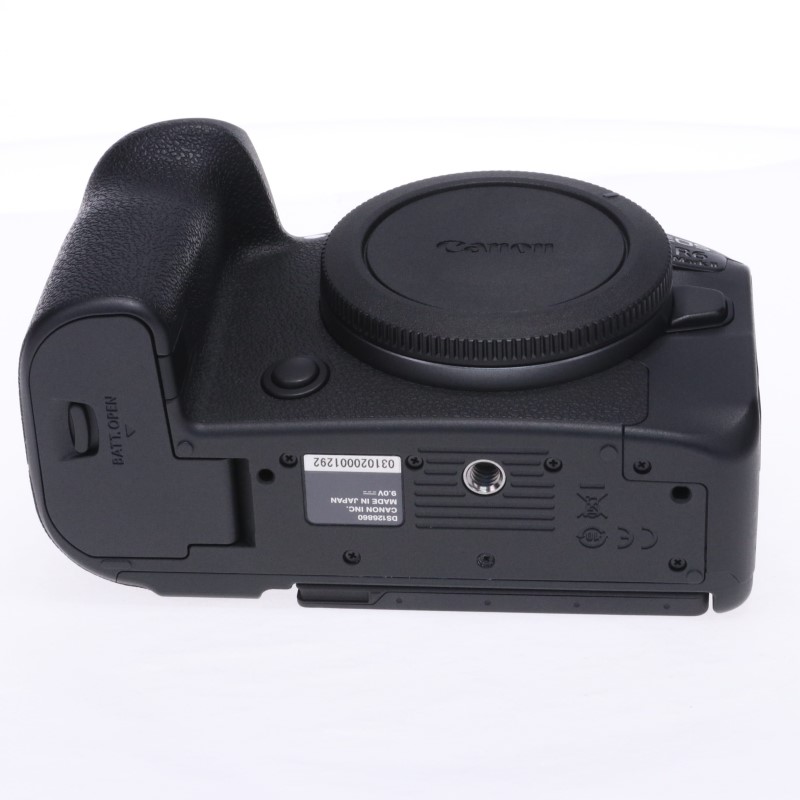 EOS R6 Mark II ボディー