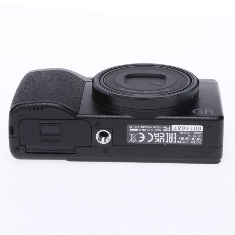 RICOH GR IIIx