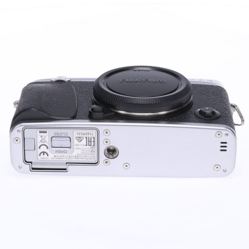 FUJIFILM X-E3 ボディ シルバー