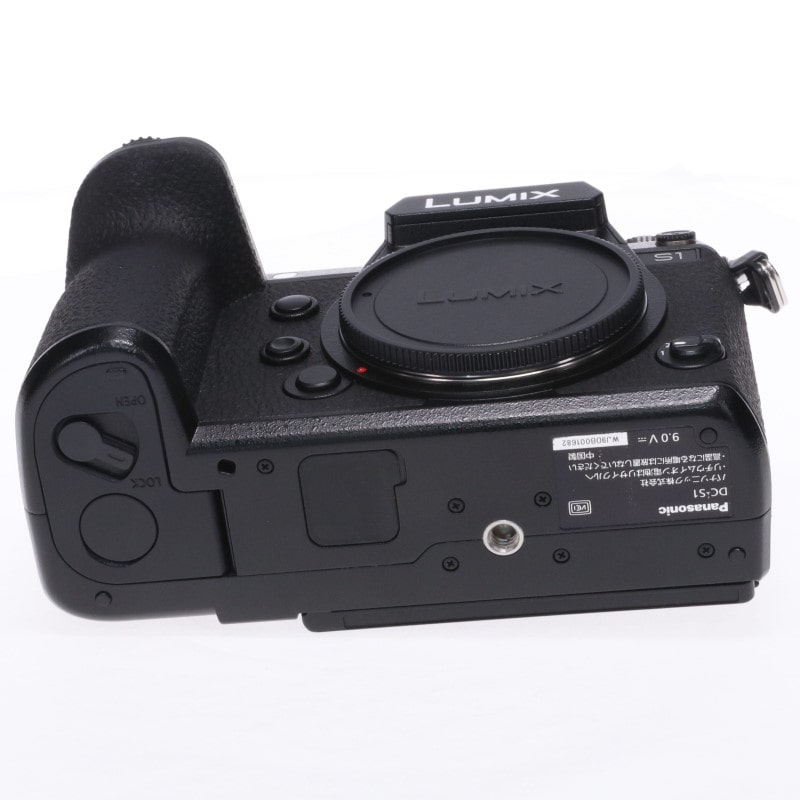 LUMIX DC-S1