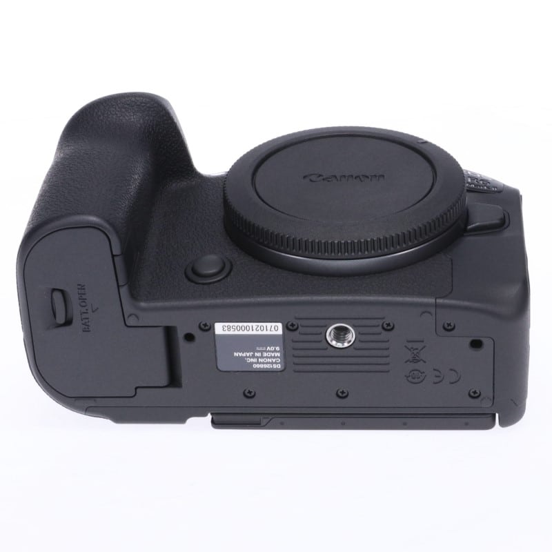 EOS R6 Mark II ボディー
